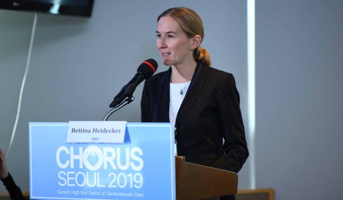 Dr. Heidecker presenting about Artificial Intelligence and Myocarditis at the cardiovascular meeting CHORUS in Seoul in 2019.