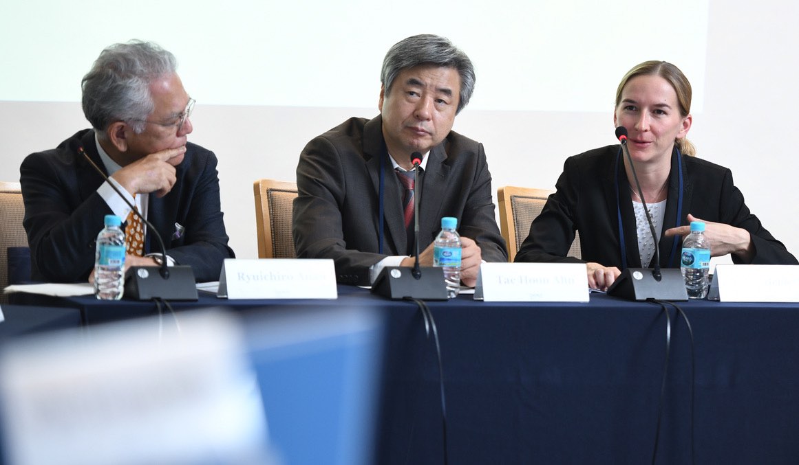 Dr. Heidecker on a cardiovascular panel in Seoul